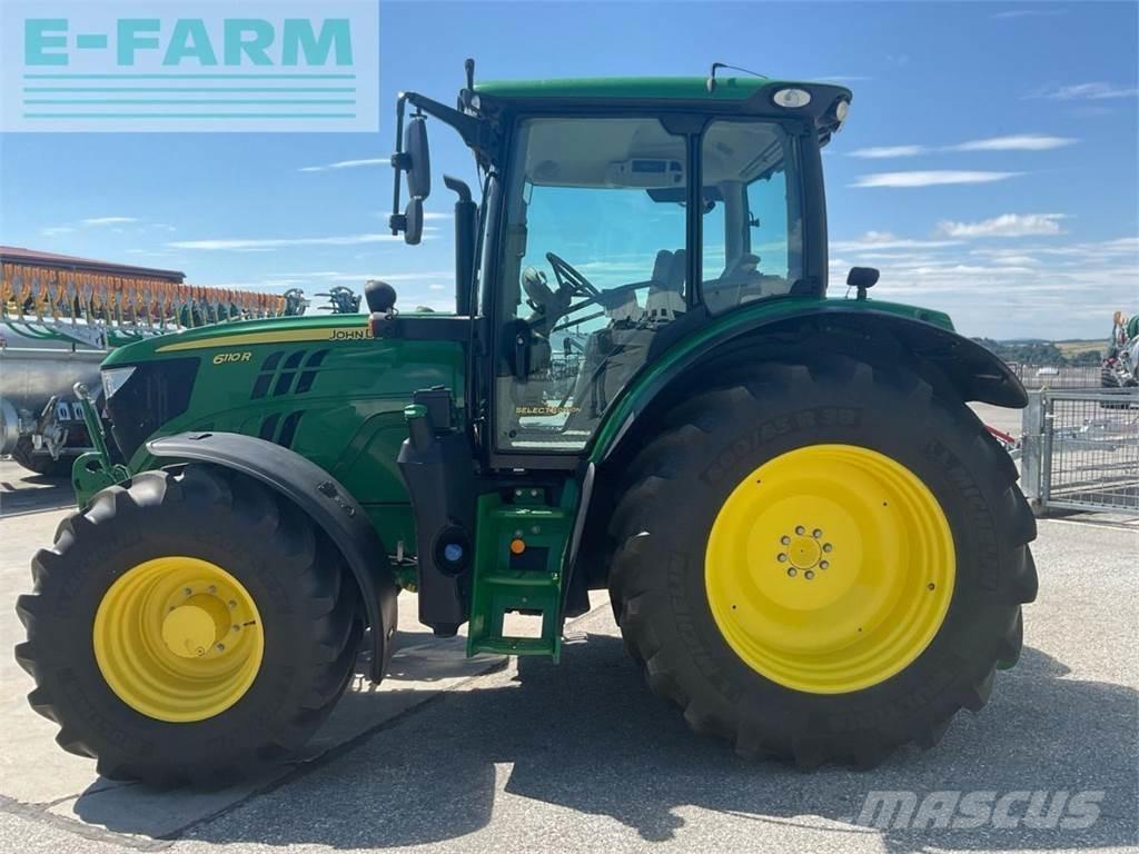 John Deere 6110R トラクター