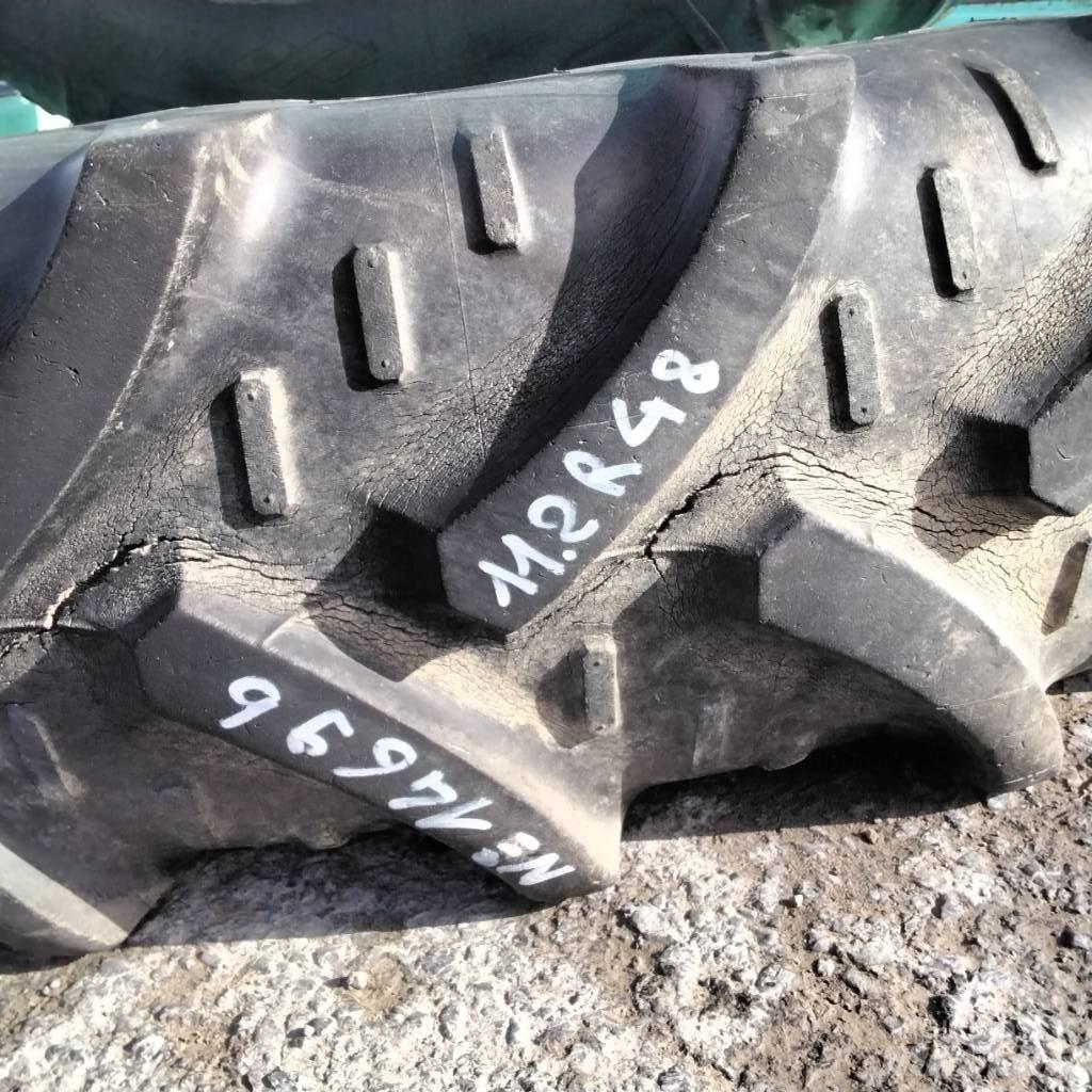 Kleber 11.2R48 タイヤ、ホイル、リム