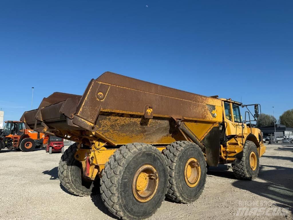 Volvo A 25 E アーティキュレート式ダンプトラック
