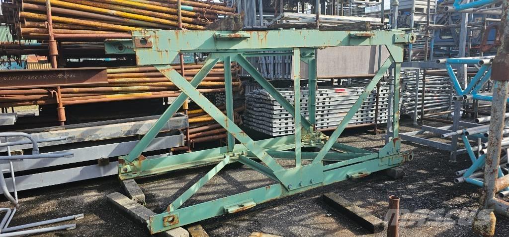 Potain F 15/15C タワークレーン