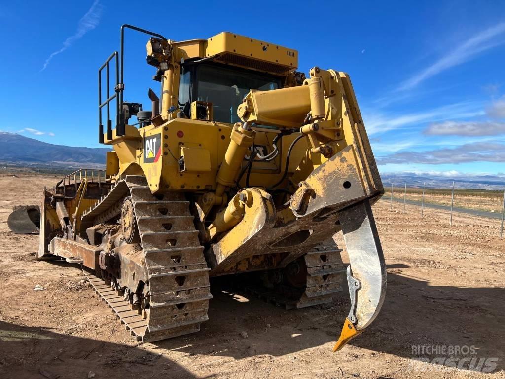 CAT D 8 T ブルドーザー