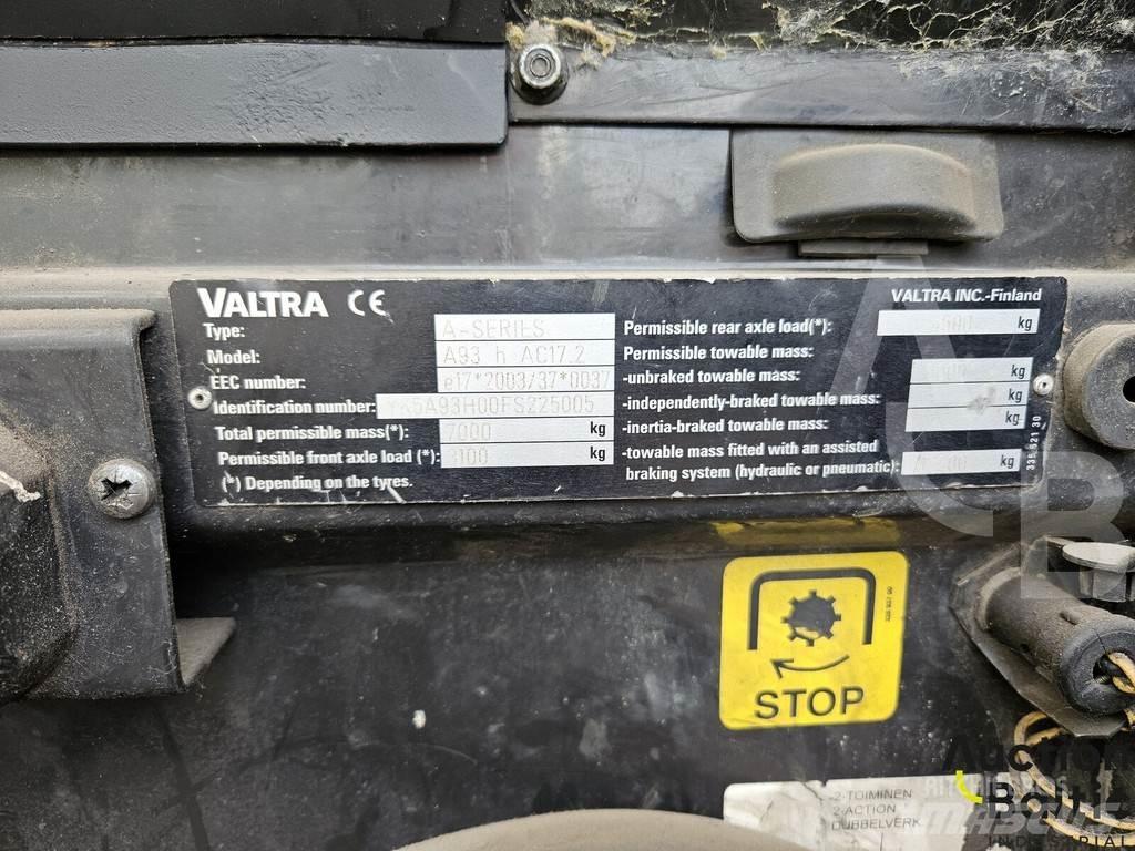 Valtra A 93H トラクター