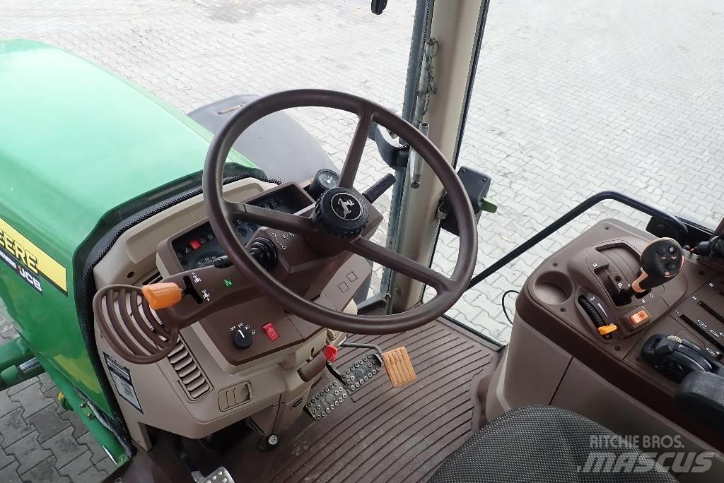 John Deere 6820 トラクター
