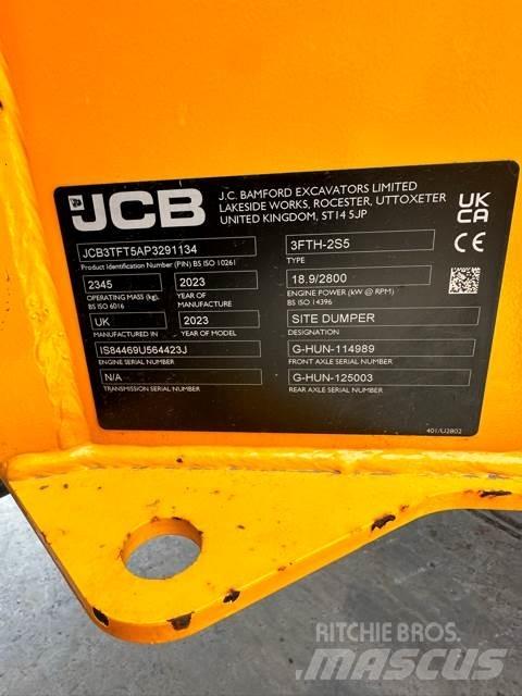 JCB 3T-1 サイト　ダンプ