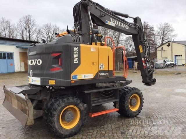 Volvo EWR 150 E ホイール式油圧ショベル（パワーショベル・ユンボ・バックホー）