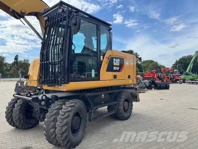 CAT M 318 F ホイール式油圧ショベル（パワーショベル・ユンボ・バックホー）