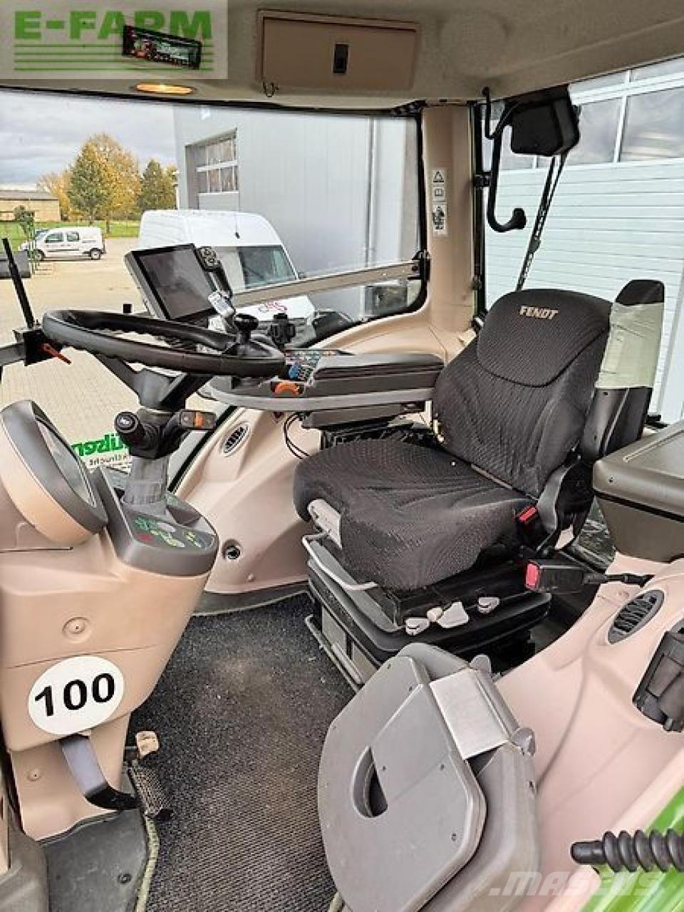 Fendt 826 profi+ トラクター