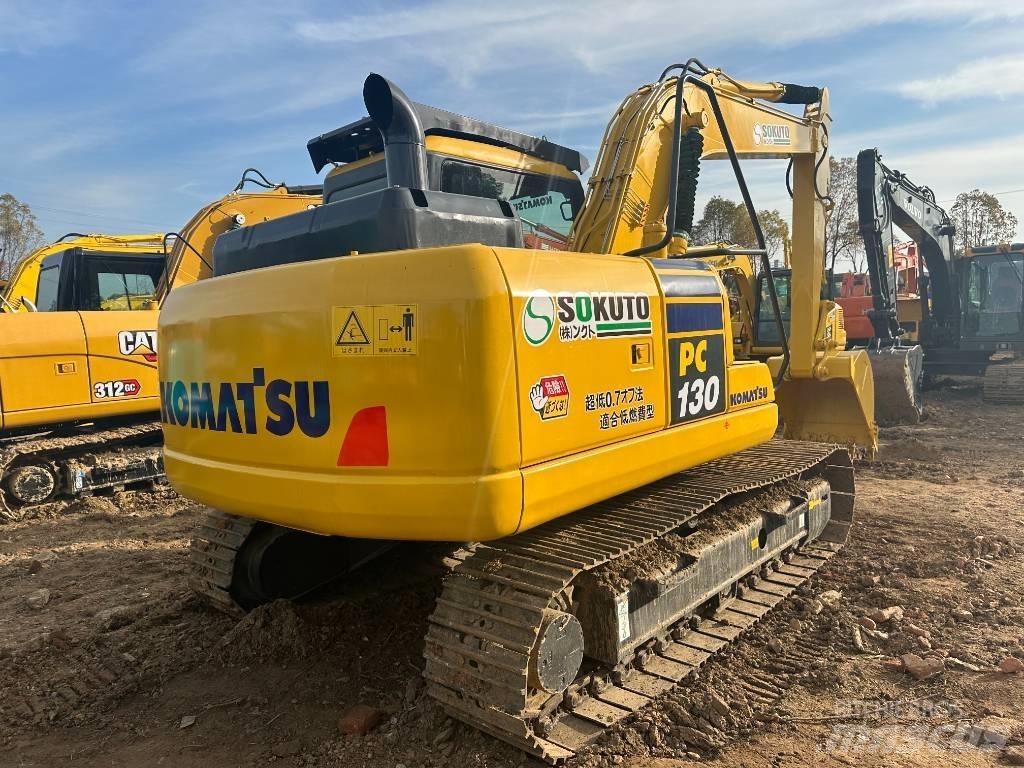 Komatsu PC 130 中型油圧ショベル 7ｔ-12ｔ（ユンボ・パワーショベル・バックホー）