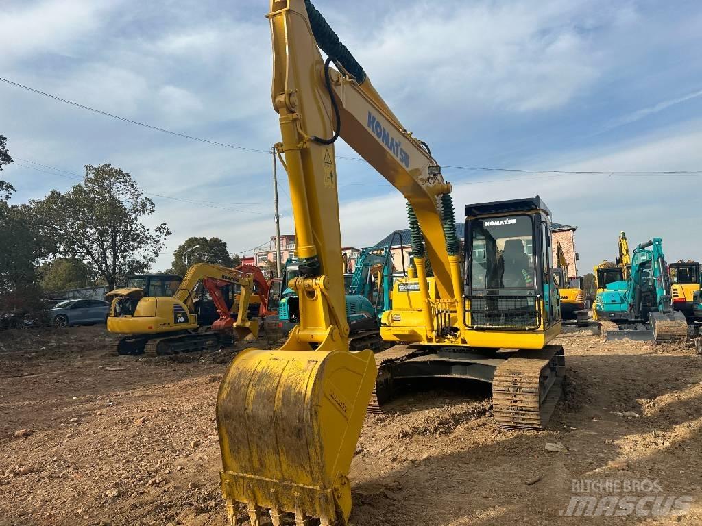 Komatsu PC 130 中型油圧ショベル 7ｔ-12ｔ（ユンボ・パワーショベル・バックホー）