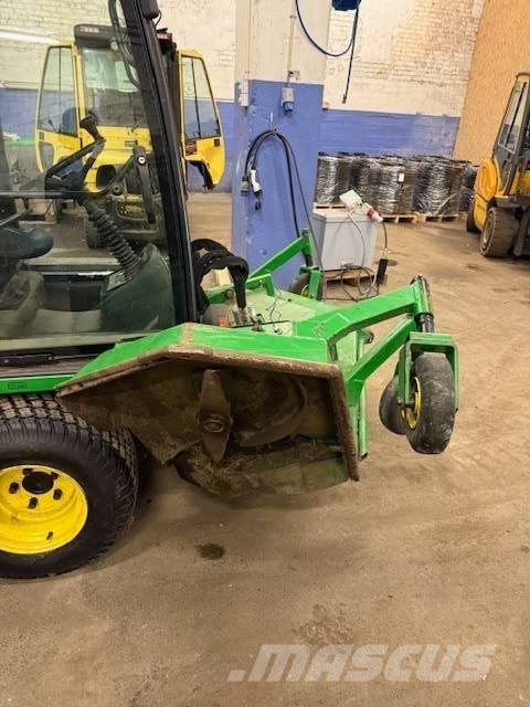 John Deere 1505 乗用・自走モア/芝刈り機