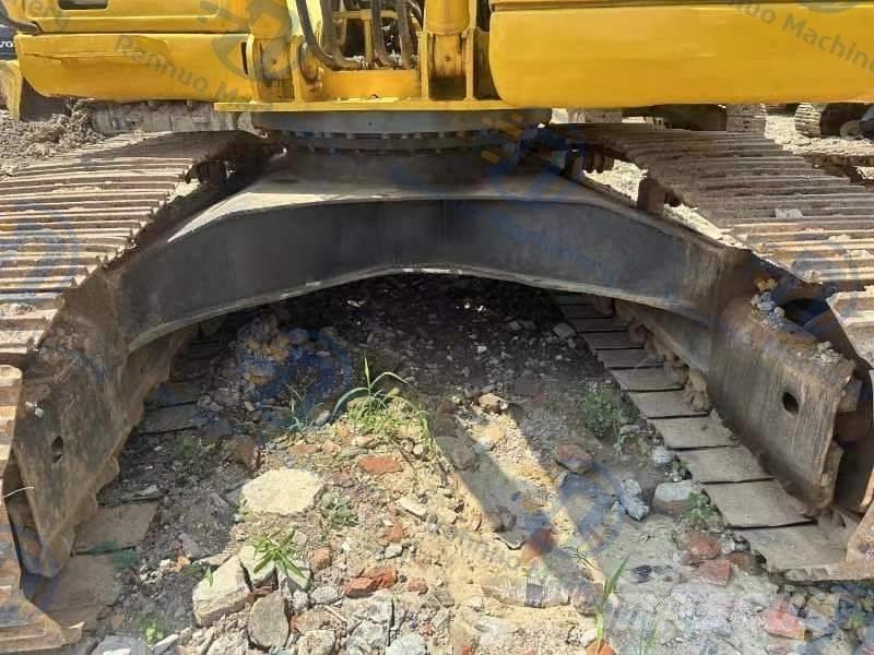 Komatsu PC220-7 大型油圧ショベル12t以上（パワーショベル・ユンボ）