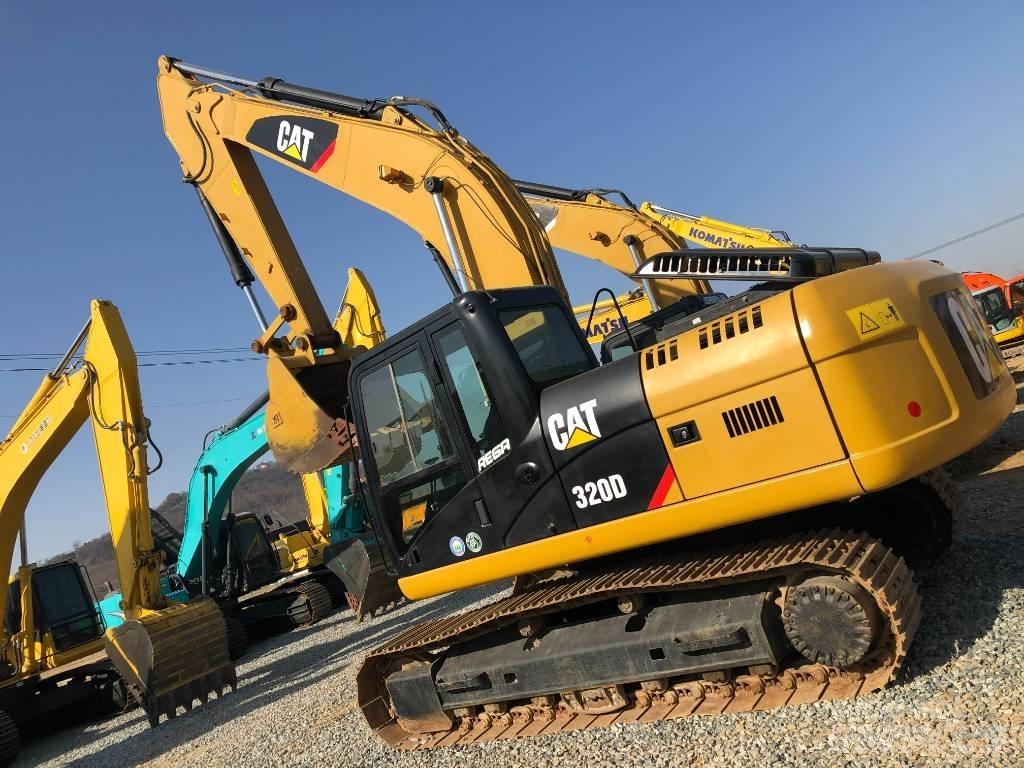 CAT 320 D 大型油圧ショベル12t以上（パワーショベル・ユンボ）