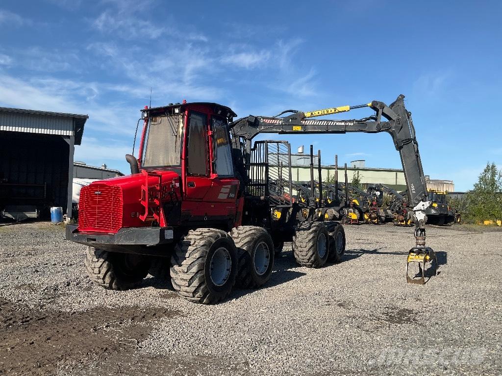 Komatsu 845 フォワーダー