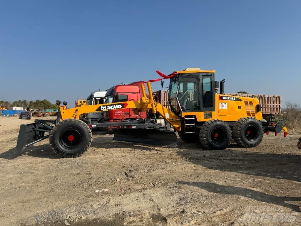 XCMG GR 2153 モーターグレーダー