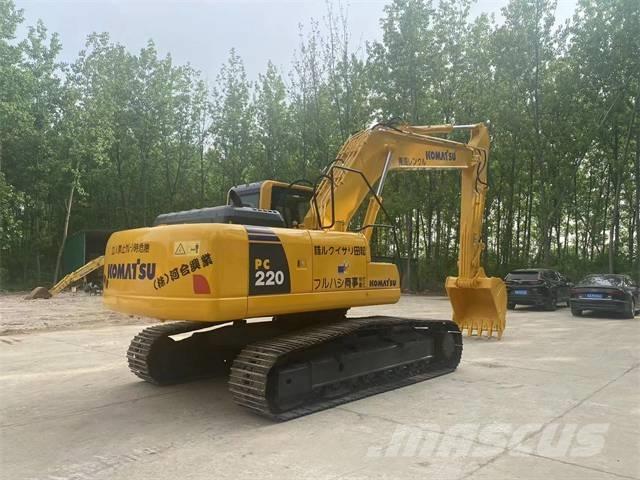 Komatsu PC 220-8 大型油圧ショベル12t以上（パワーショベル・ユンボ）