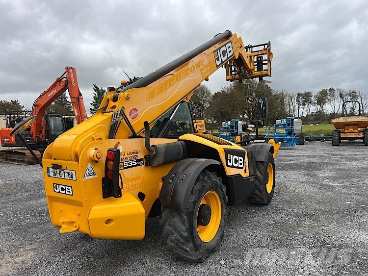 JCB 535-140 テレスコーピックハンドラー
