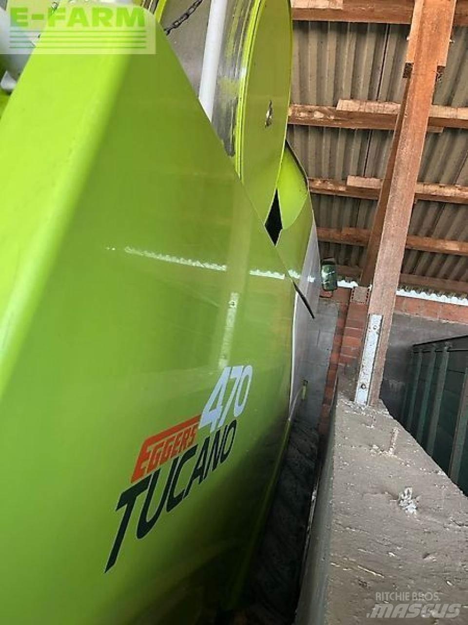 CLAAS tucano 470 コンバイン