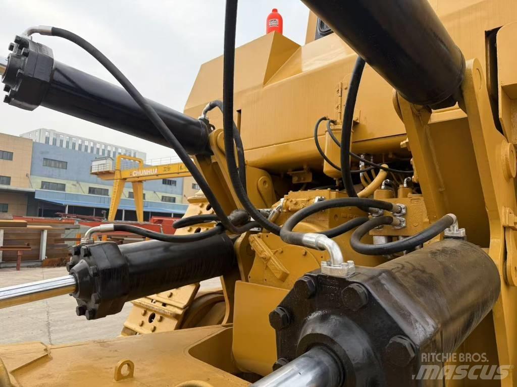 CAT D 10 R ブルドーザー