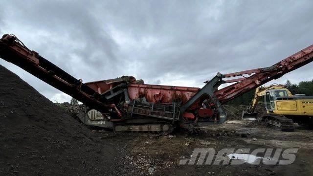 Sandvik QE 341 自走式スクリーン