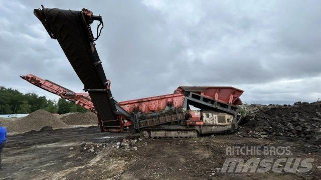 Sandvik QE 341 自走式スクリーン