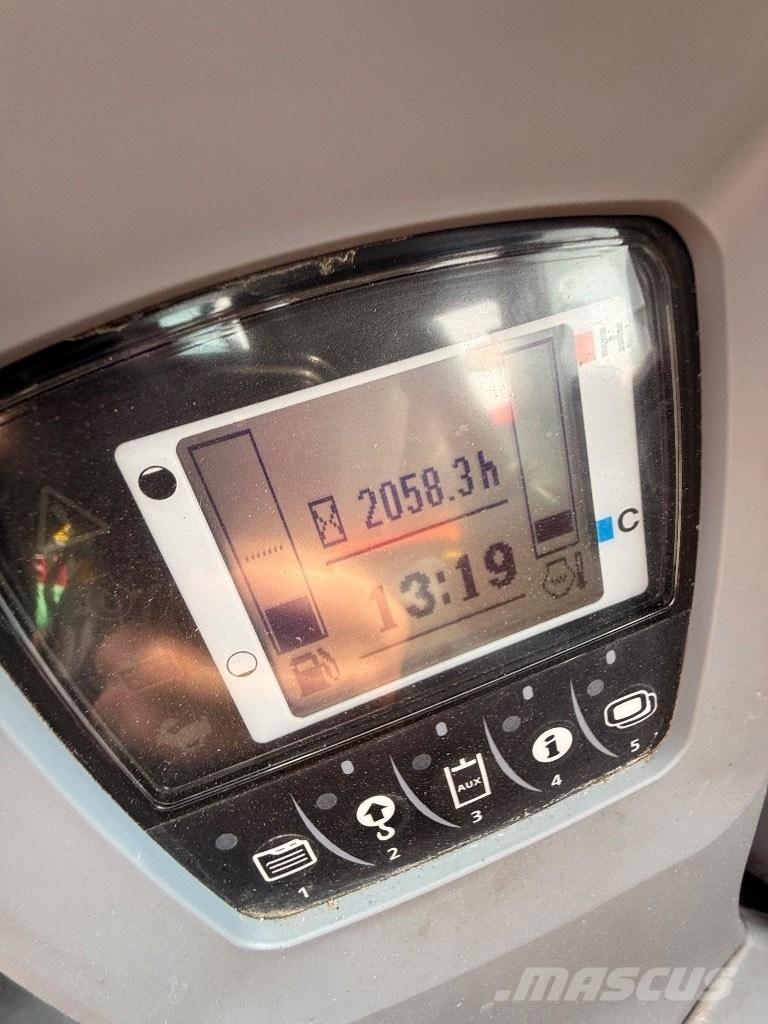 Kubota KX 080-4 中型油圧ショベル 7ｔ-12ｔ（ユンボ・パワーショベル・バックホー）