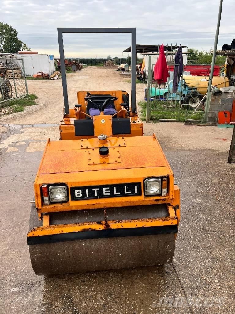 Bitelli DTV 325 タンデムローラ