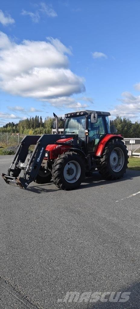 Massey Ferguson 5455 トラクター