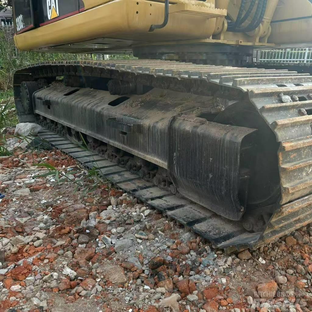 CAT 320 C 大型油圧ショベル12t以上（パワーショベル・ユンボ）