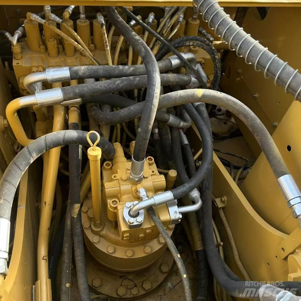 CAT 320 C 大型油圧ショベル12t以上（パワーショベル・ユンボ）