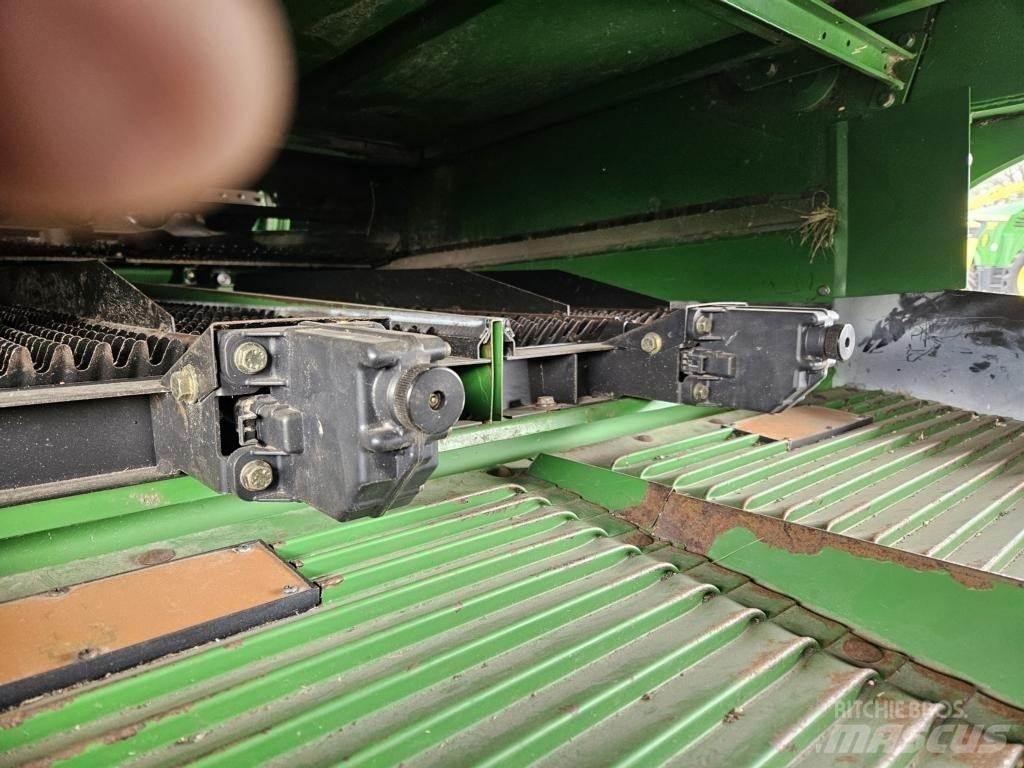 John Deere T560I コンバイン