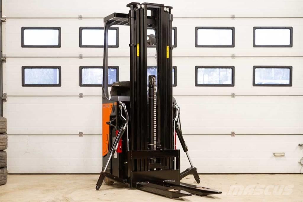 Rocla SST 16 AC 自走式スタッカー