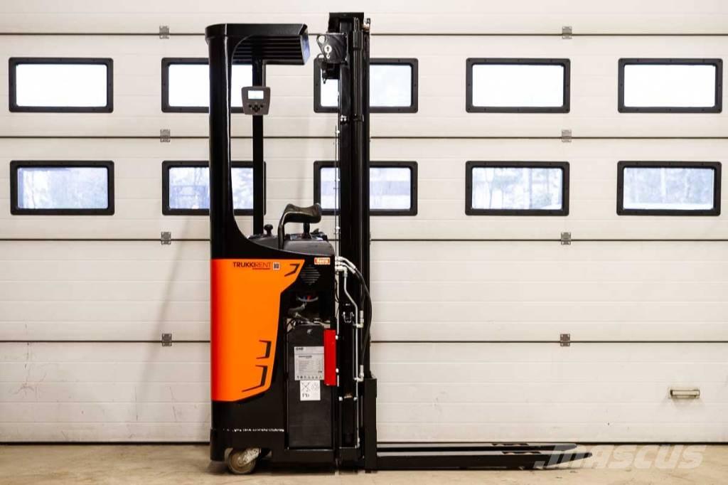 Rocla SST 16 AC 自走式スタッカー