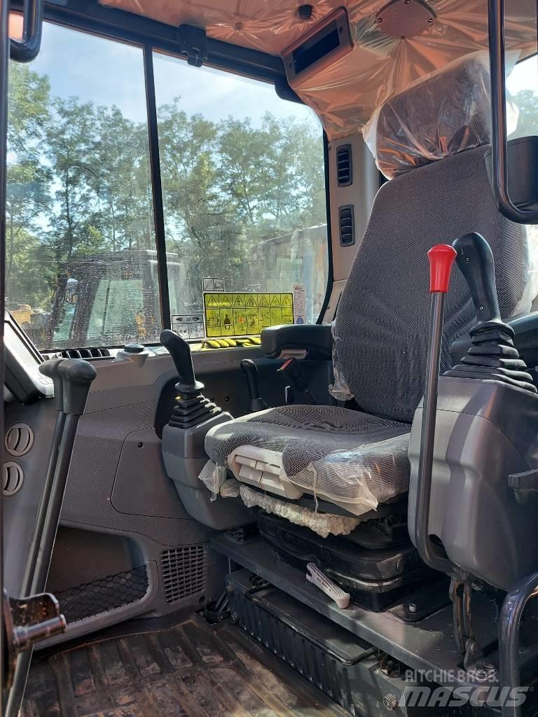 Doosan DX 85 R-3 中型油圧ショベル 7ｔ-12ｔ（ユンボ・パワーショベル・バックホー）