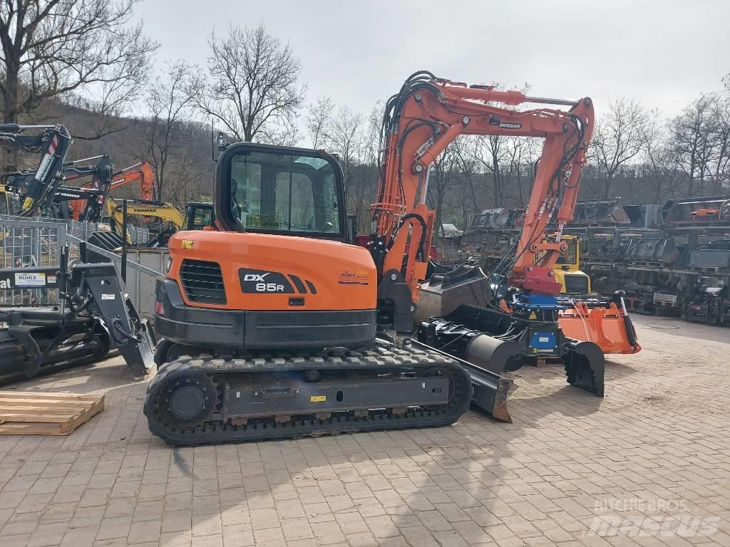 Doosan DX 85 R-3 中型油圧ショベル 7ｔ-12ｔ（ユンボ・パワーショベル・バックホー）