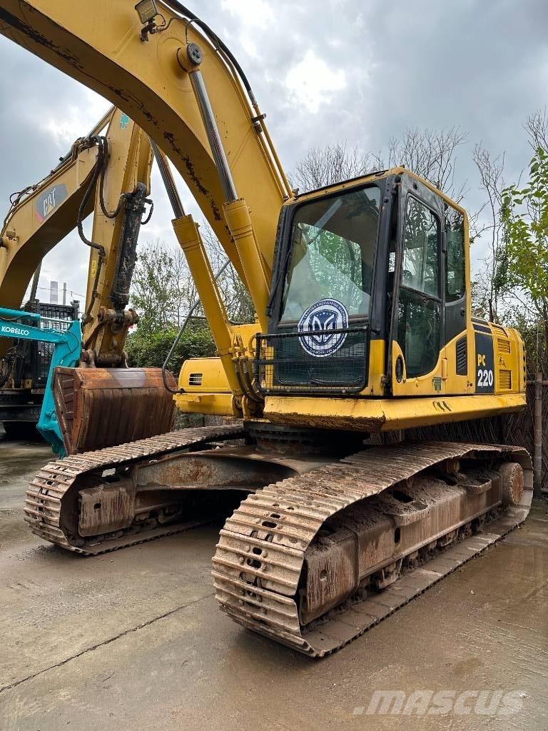 Komatsu PC 220-8 大型油圧ショベル12t以上（パワーショベル・ユンボ）