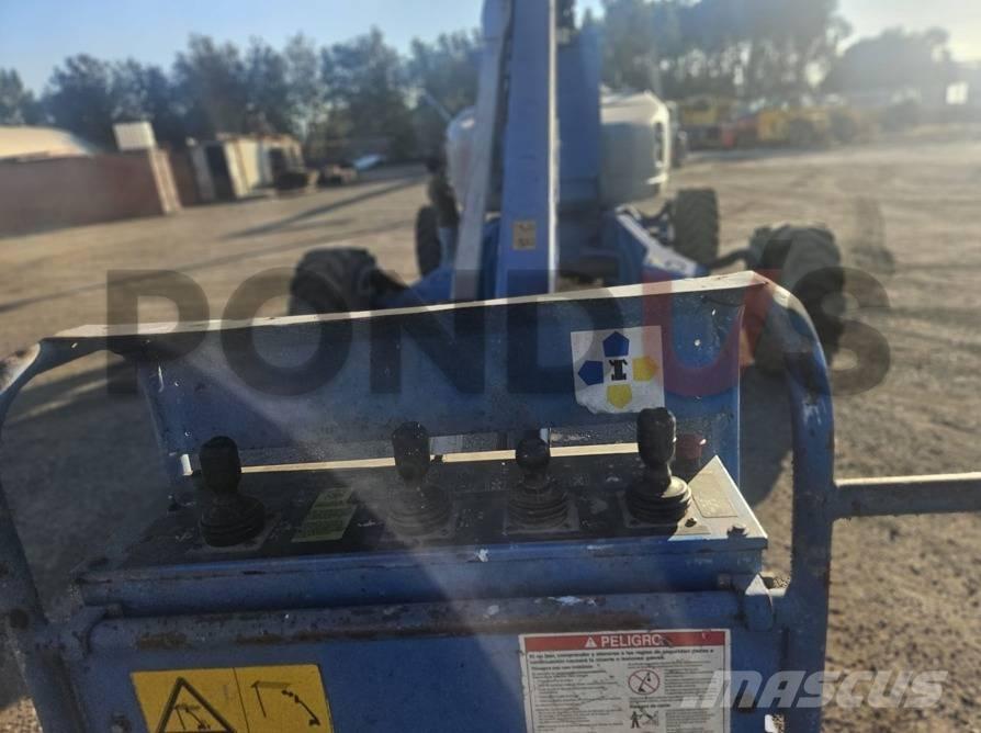 Genie Z 135 ブームリフト　屈伸型