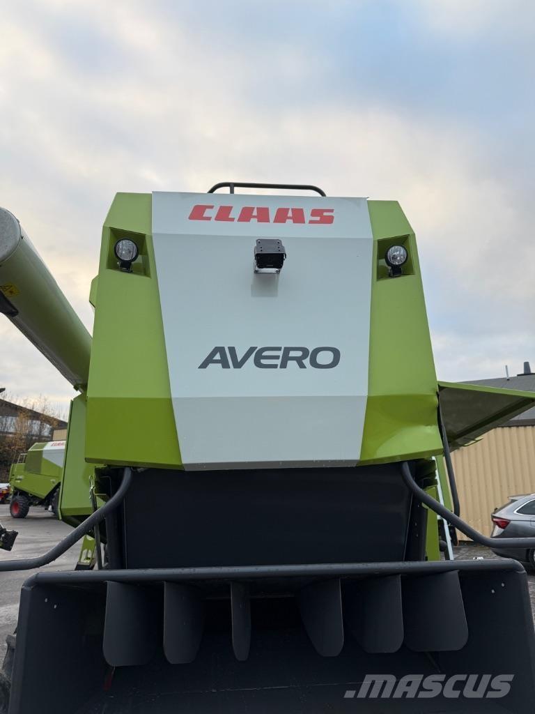 CLAAS Avero 240 コンバイン