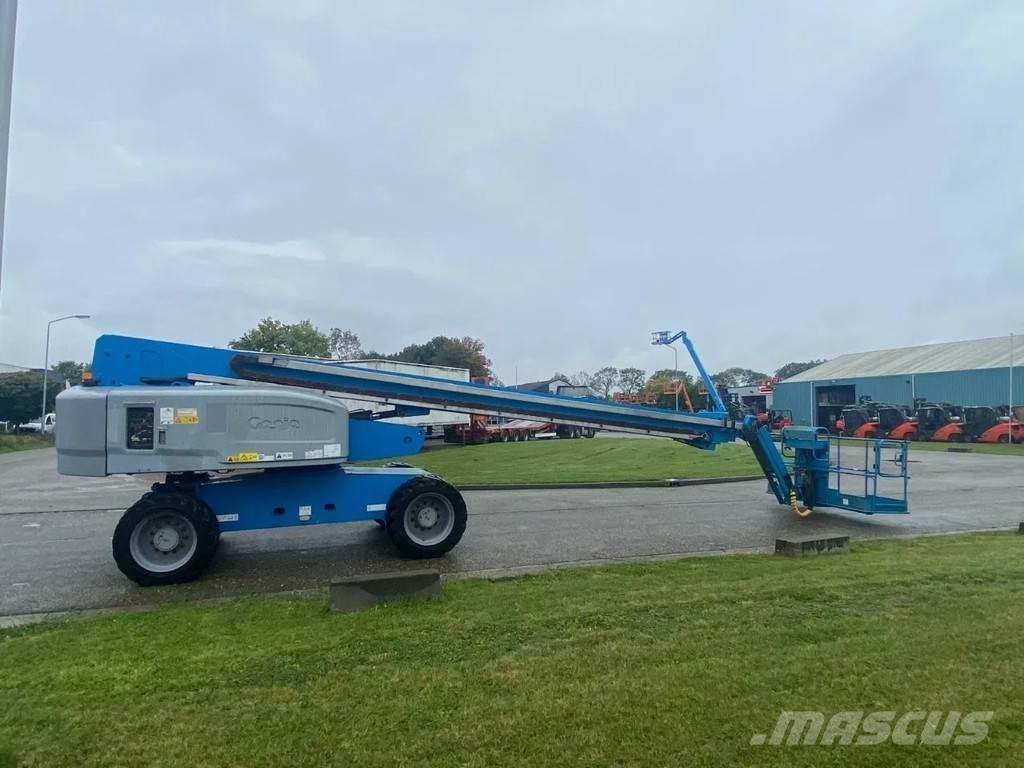 Genie S-85 ブームリフト　直伸型