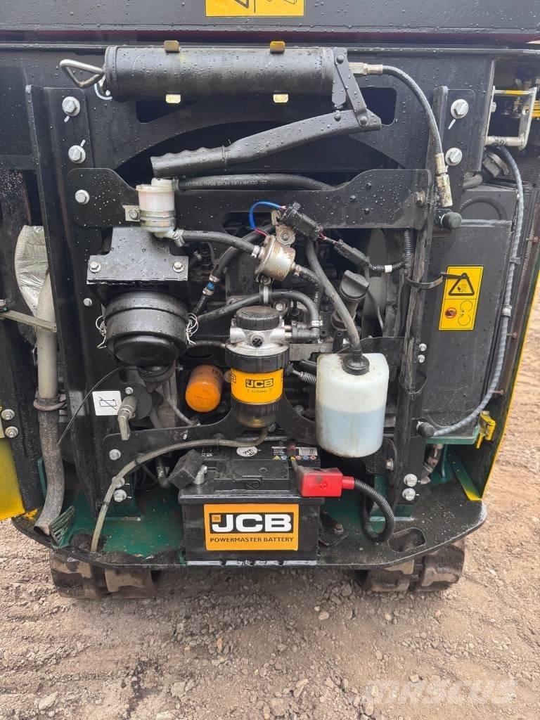 JCB 16 C-1 ミニ油圧ショベル 7t以下（ミニユンボ・ミニディガー）