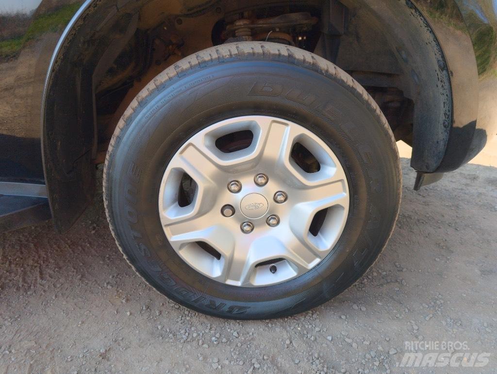 Ford Ranger ピックアップ／ドロップサイド