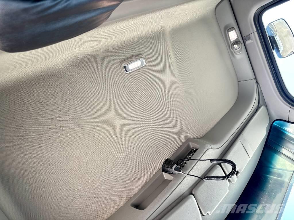 Peterbilt 567 中古トラクターヘッド | トレーラーヘッド