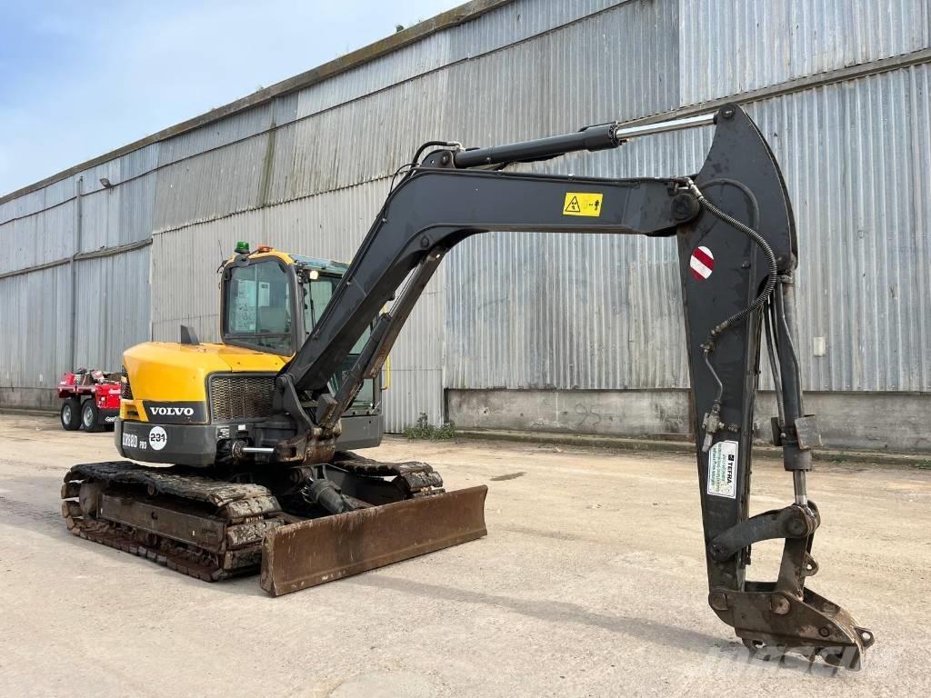 Volvo ECR 88 D 中型油圧ショベル 7ｔ-12ｔ（ユンボ・パワーショベル・バックホー）