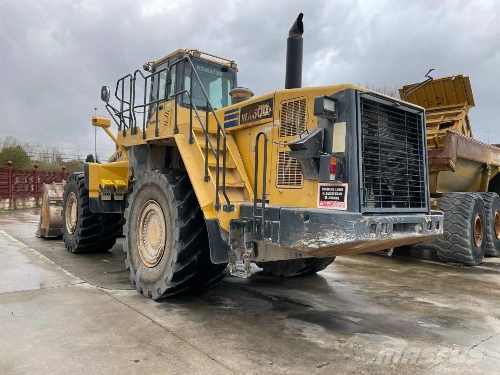 Komatsu WA 600-6 ホイールローダー・タイヤショベル