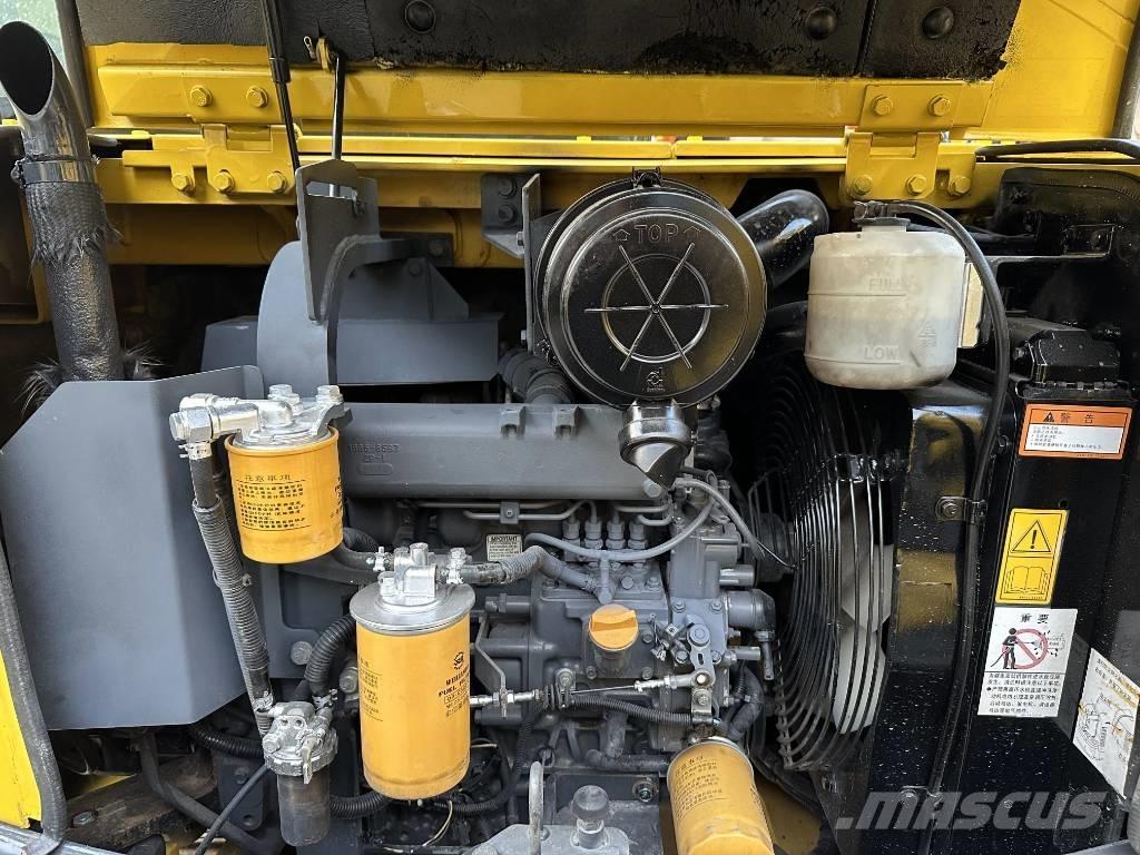 Komatsu PC56-7 ミニ油圧ショベル 7t以下（ミニユンボ・ミニディガー）