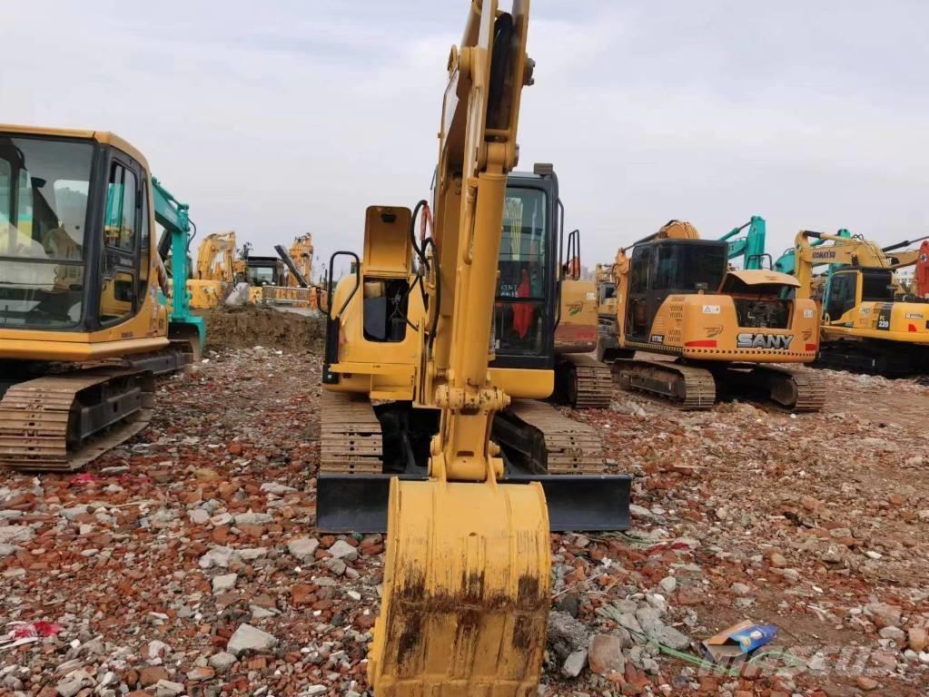 Komatsu PC 56-7 ミニ油圧ショベル 7t以下（ミニユンボ・ミニディガー）