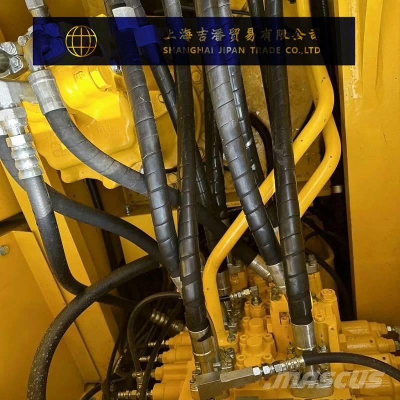 Komatsu PC 220 大型油圧ショベル12t以上（パワーショベル・ユンボ）