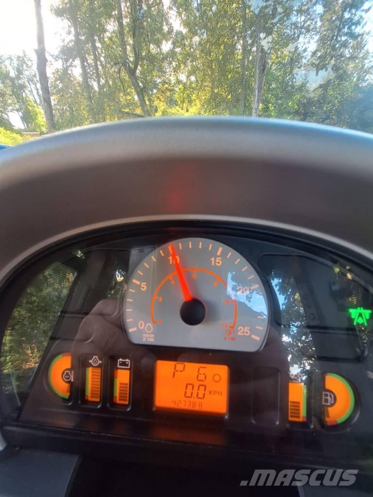 Challenger MT 775 E トラクター