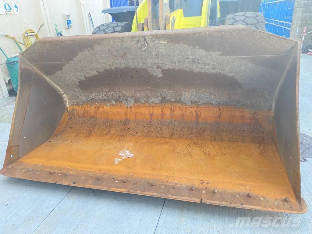 CASE 821G ホイールローダー・タイヤショベル