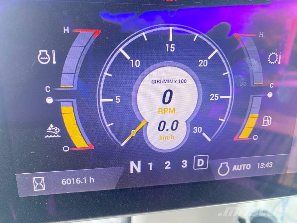 CASE 821G ホイールローダー・タイヤショベル