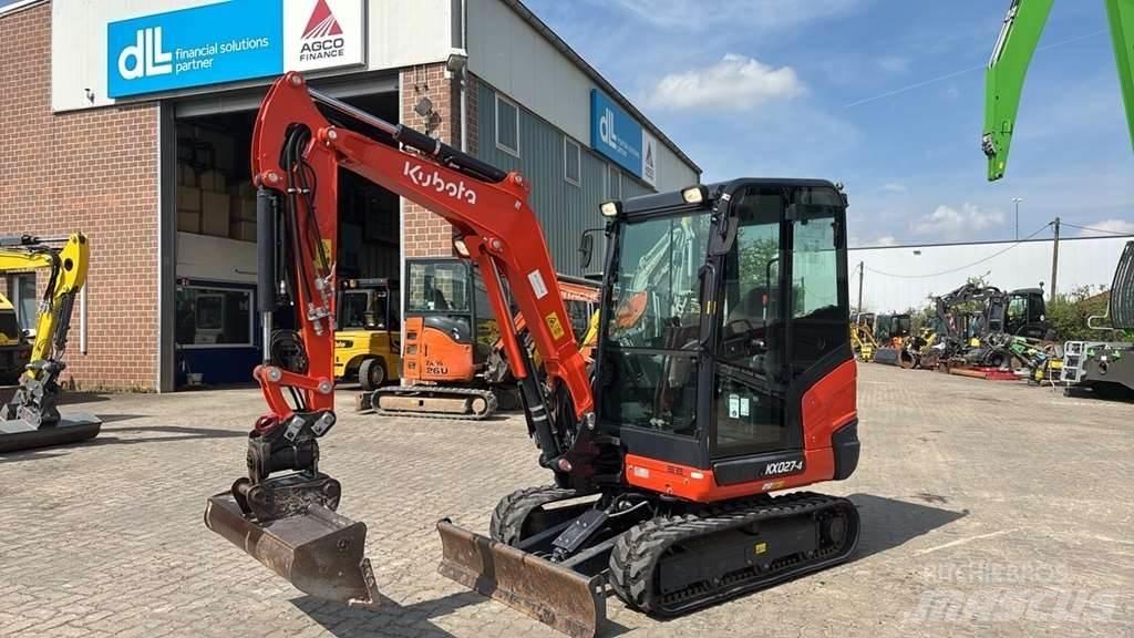 Kubota KX027-4 ミニ油圧ショベル 7t以下（ミニユンボ・ミニディガー）